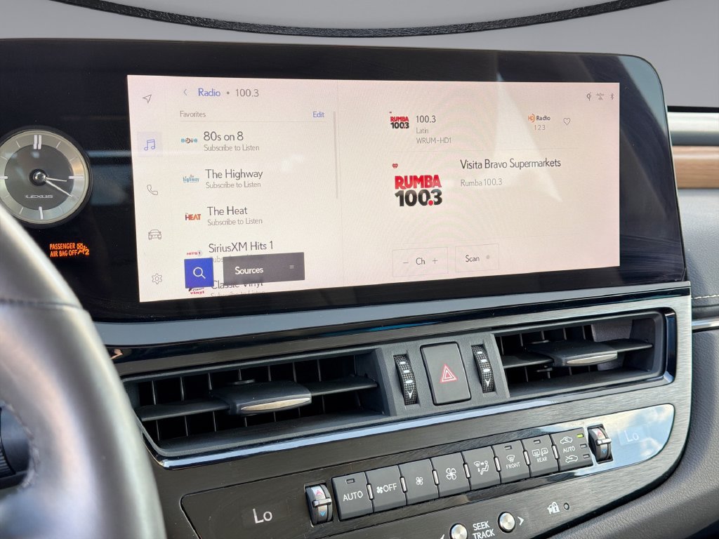 Certified 2024 Lexus ES 350 w/ Premium Package FWD image 23