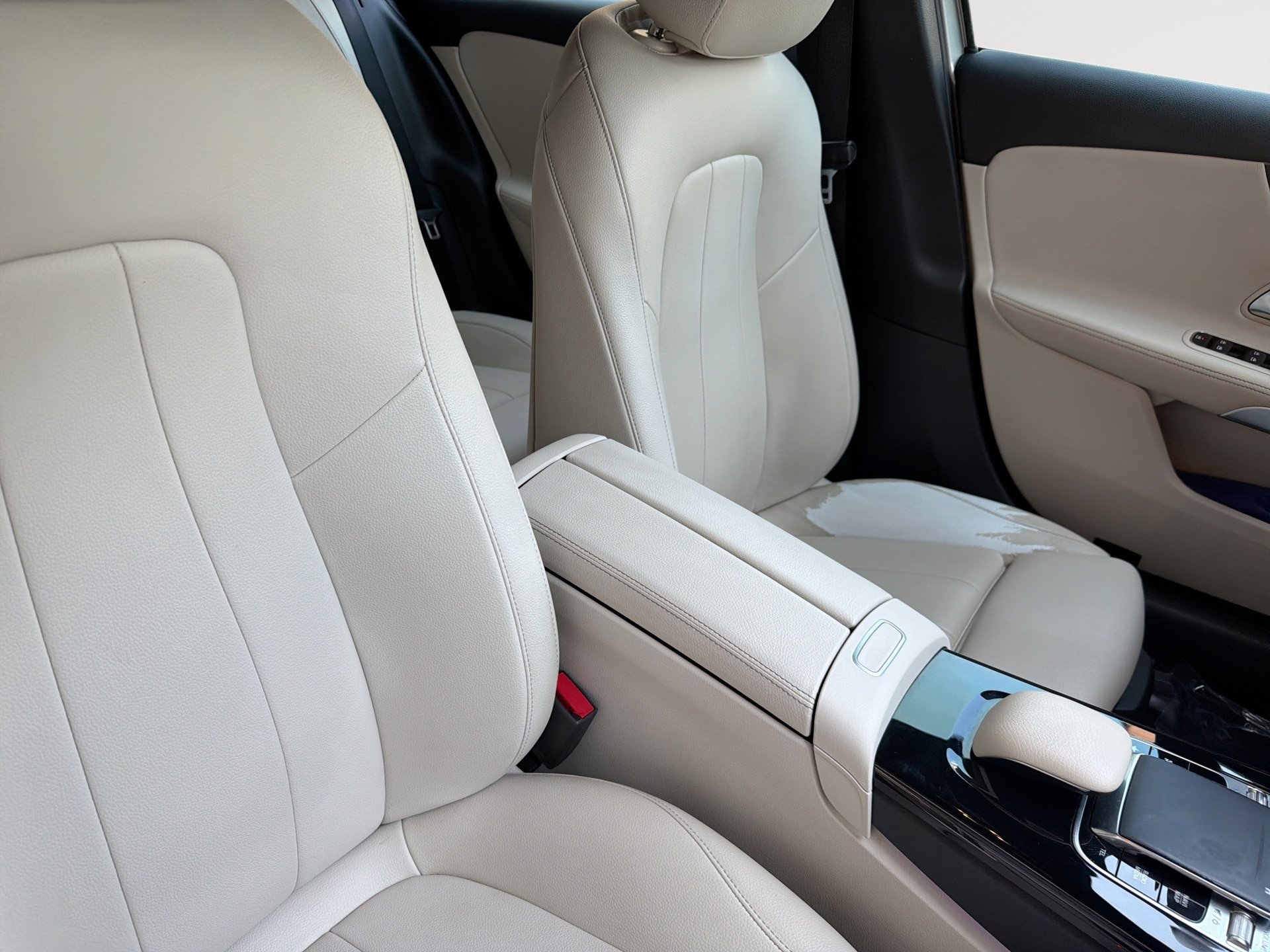 Used 2019 Mercedes-Benz A 220 image 23