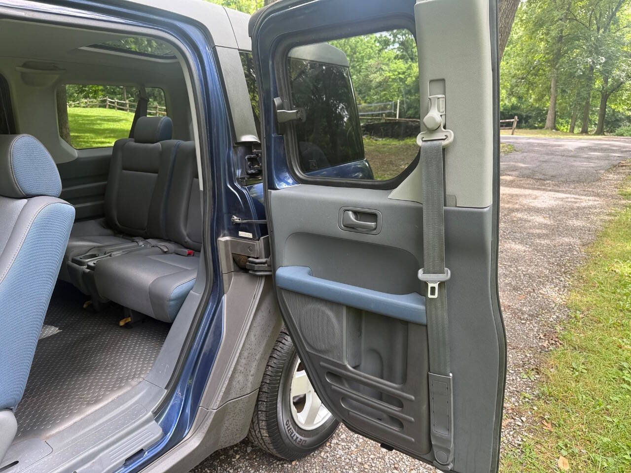 Used 2003 Honda Element EX image 42