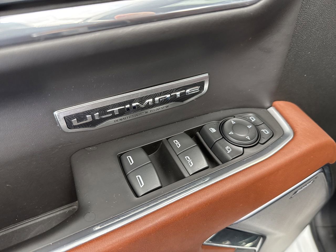 Used 2024 GMC Sierra 1500 Denali Ultimate AWD/4WD image 37
