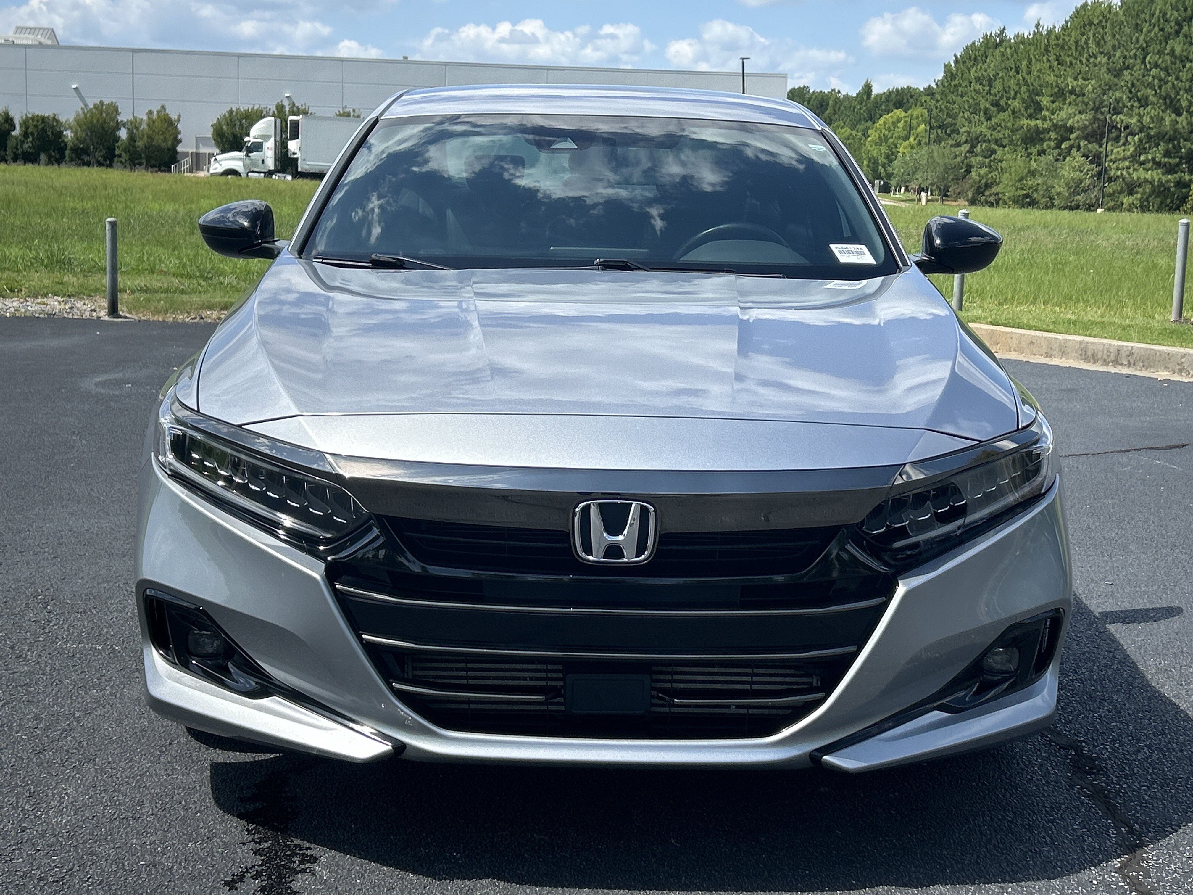 Used 2021 Honda Accord Sport image 3