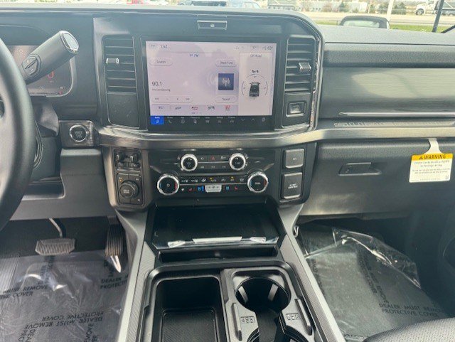 Used 2026 Ford F250 Lariat AWD/4WD image 18
