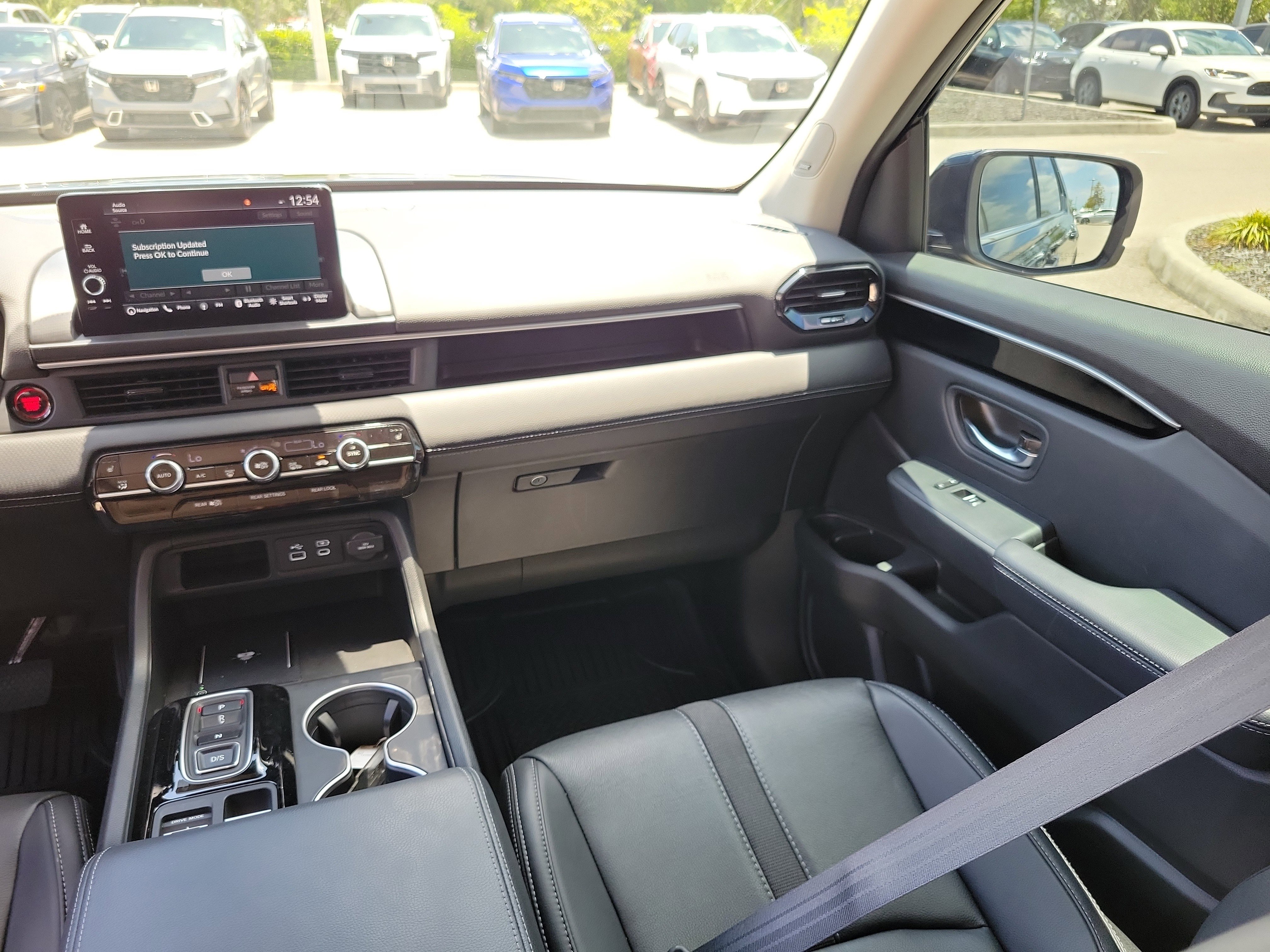 Used 2025 Honda Pilot Touring image 20