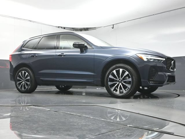Certified 2024 Volvo XC60 B5 Core AWD/4WD image 41