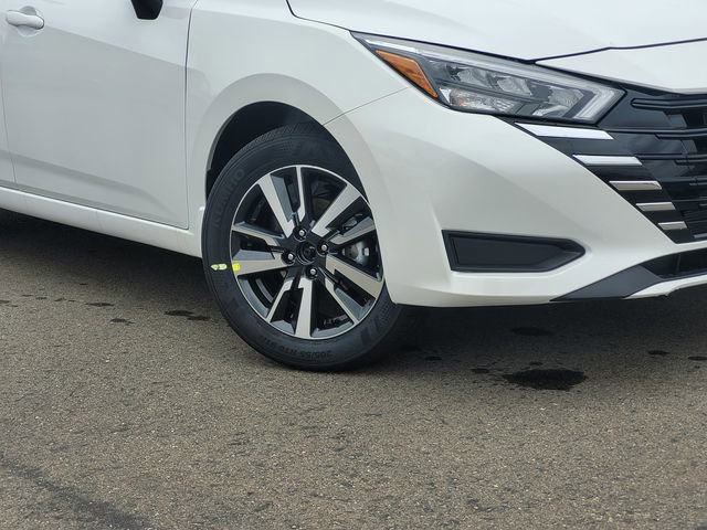 New 2025 Nissan Versa SV w/ Trunk Package FWD image 2
