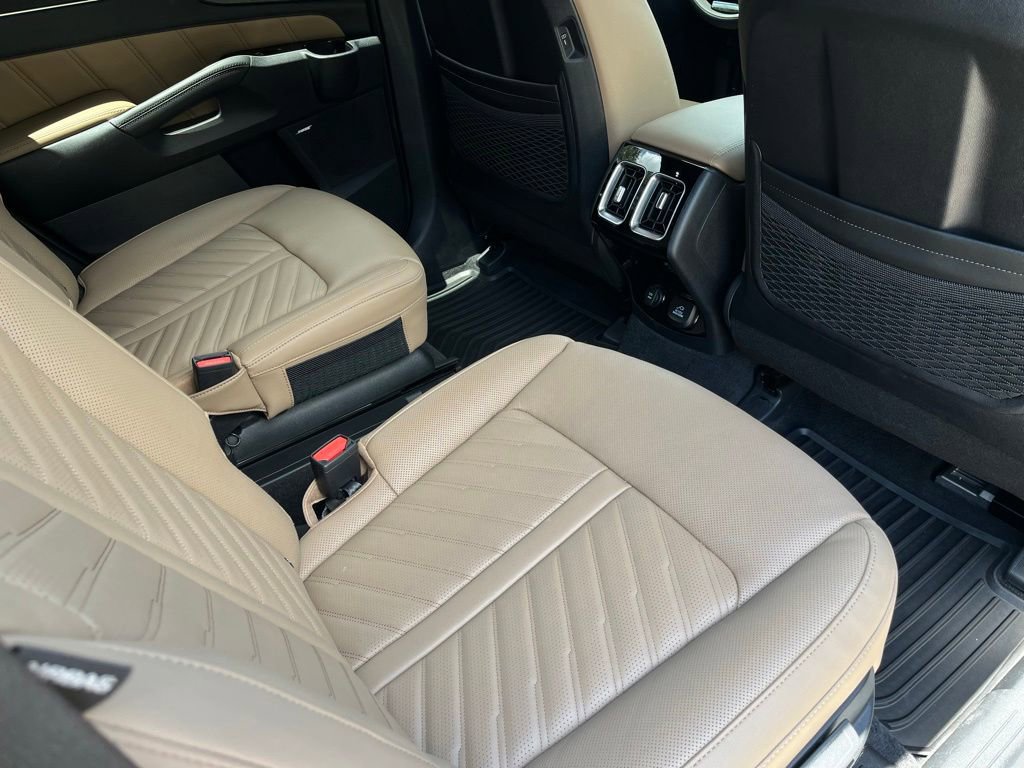 Used 2025 Kia Sorento SX Prestige w/ Olive Brown Leather Package AWD/4WD image 10