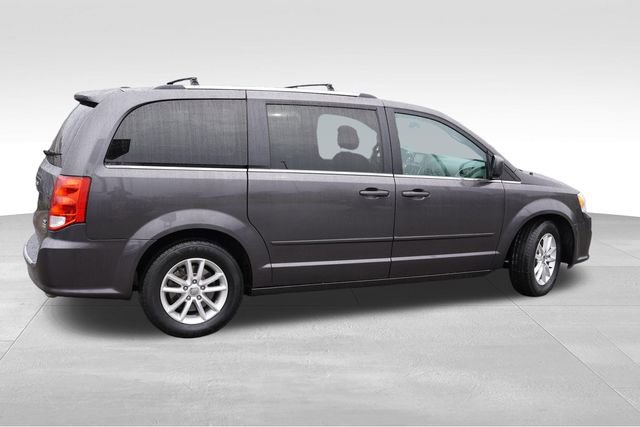 Used 2018 Dodge Grand Caravan SXT FWD image 4