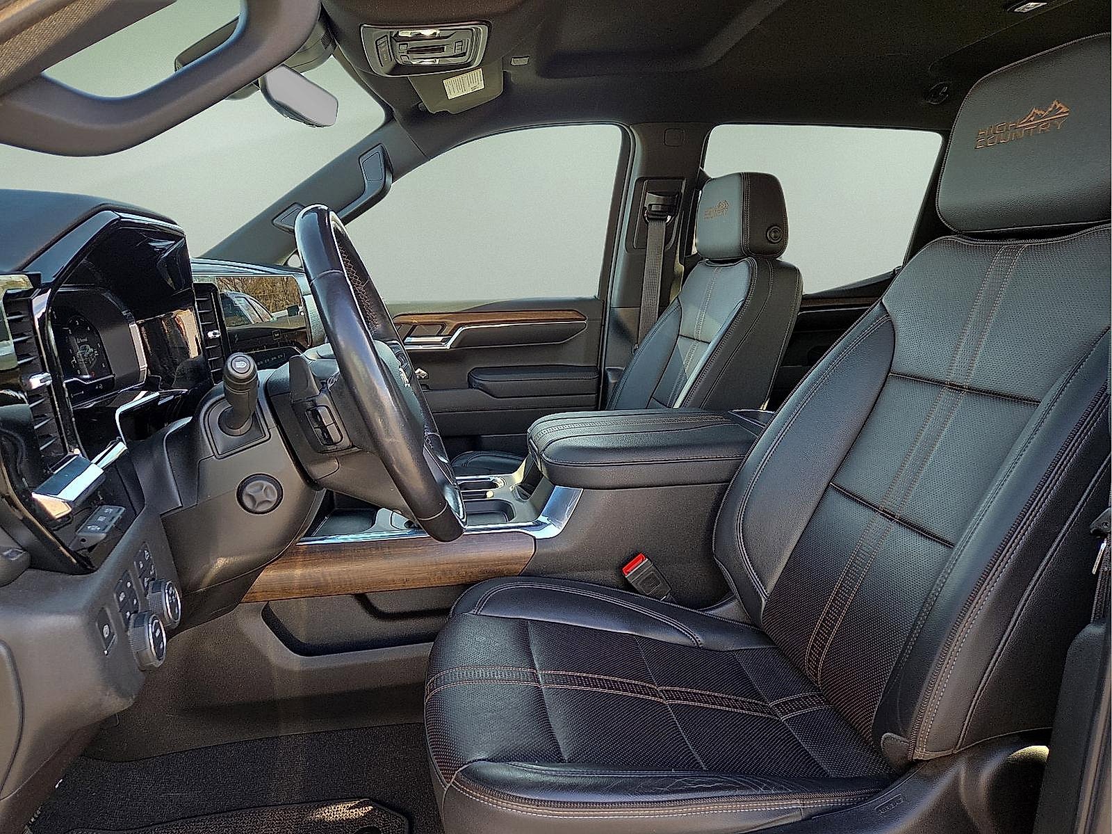 Used 2023 Chevrolet Silverado 1500 High Country w/ Technology Package image 14