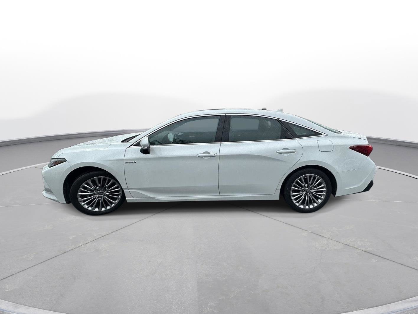 Certified 2021 Toyota Avalon Limited w/ Advanced Safety Package FWD image 30