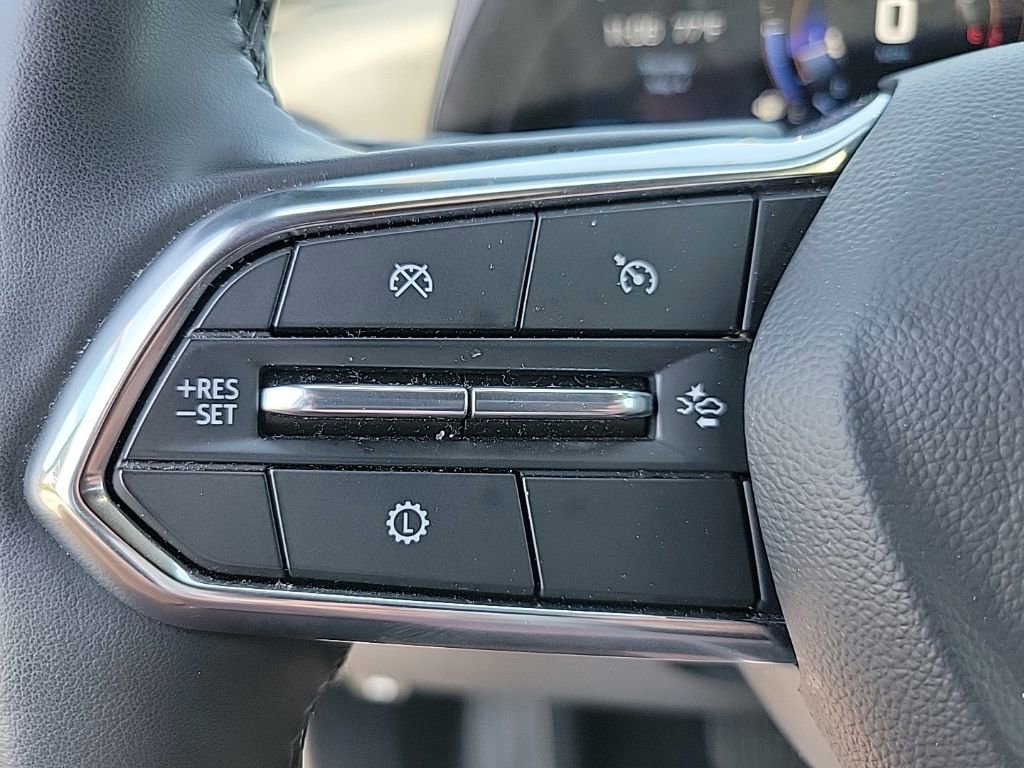 Used 2025 Chevrolet Equinox LT FWD image 21