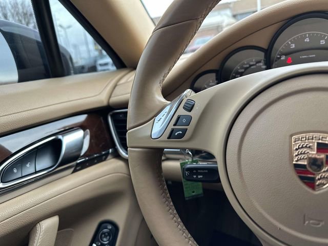 Used 2013 Porsche Panamera 4 image 75