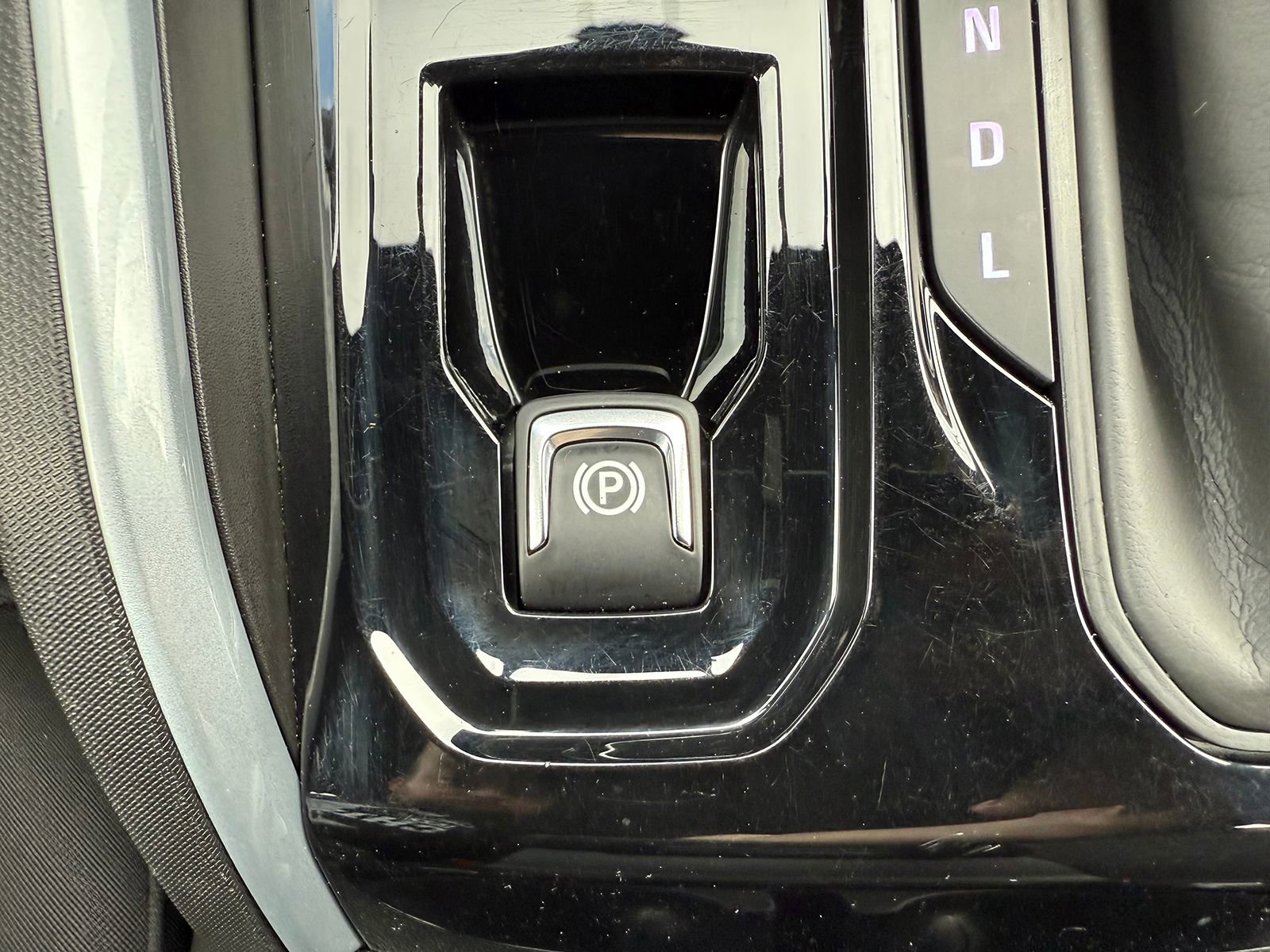 Certified 2023 Chevrolet Colorado Trail Boss w/ Advanced Trailering Package image 24