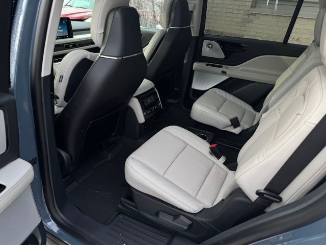 New 2026 Lincoln Aviator Reserve image 21