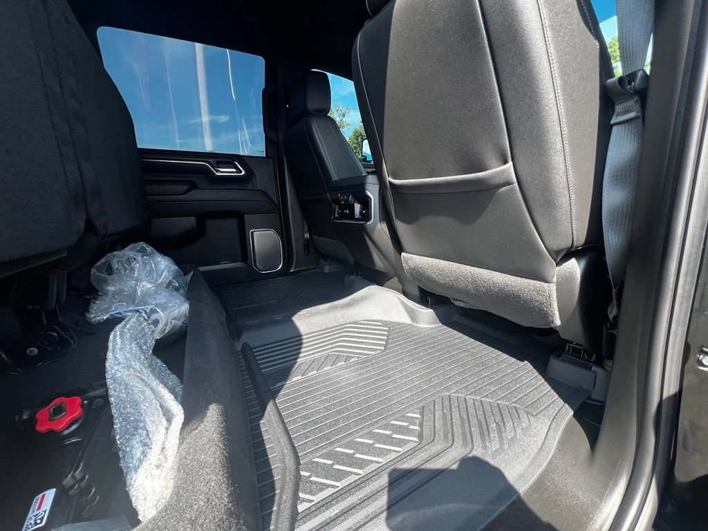 Used 2024 Chevrolet Silverado 2500 High Country w/ High Country Premium Package AWD/4WD image 19