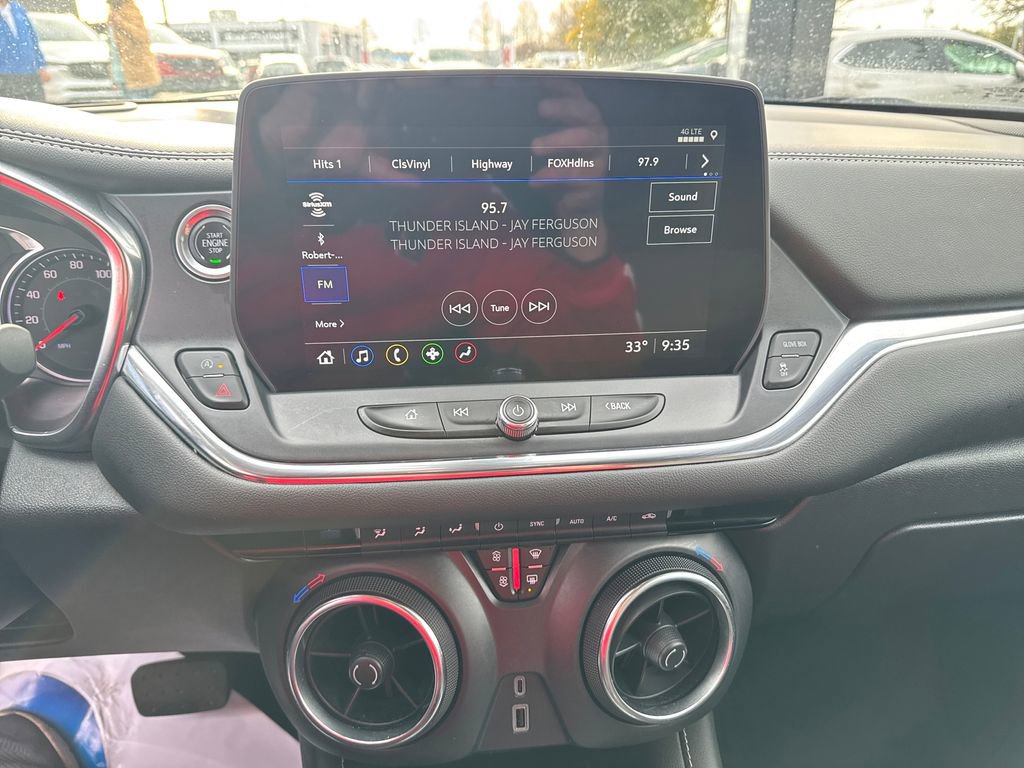 Used 2023 Chevrolet Blazer LT w/ Midnight/Sport Edition image 25