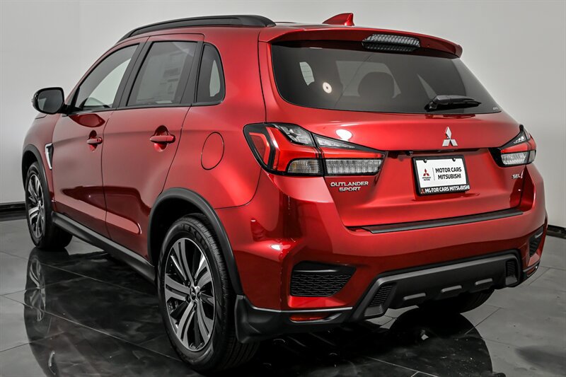 New 2027 Mitsubishi Outlander Sport SEL AWD/4WD image 9