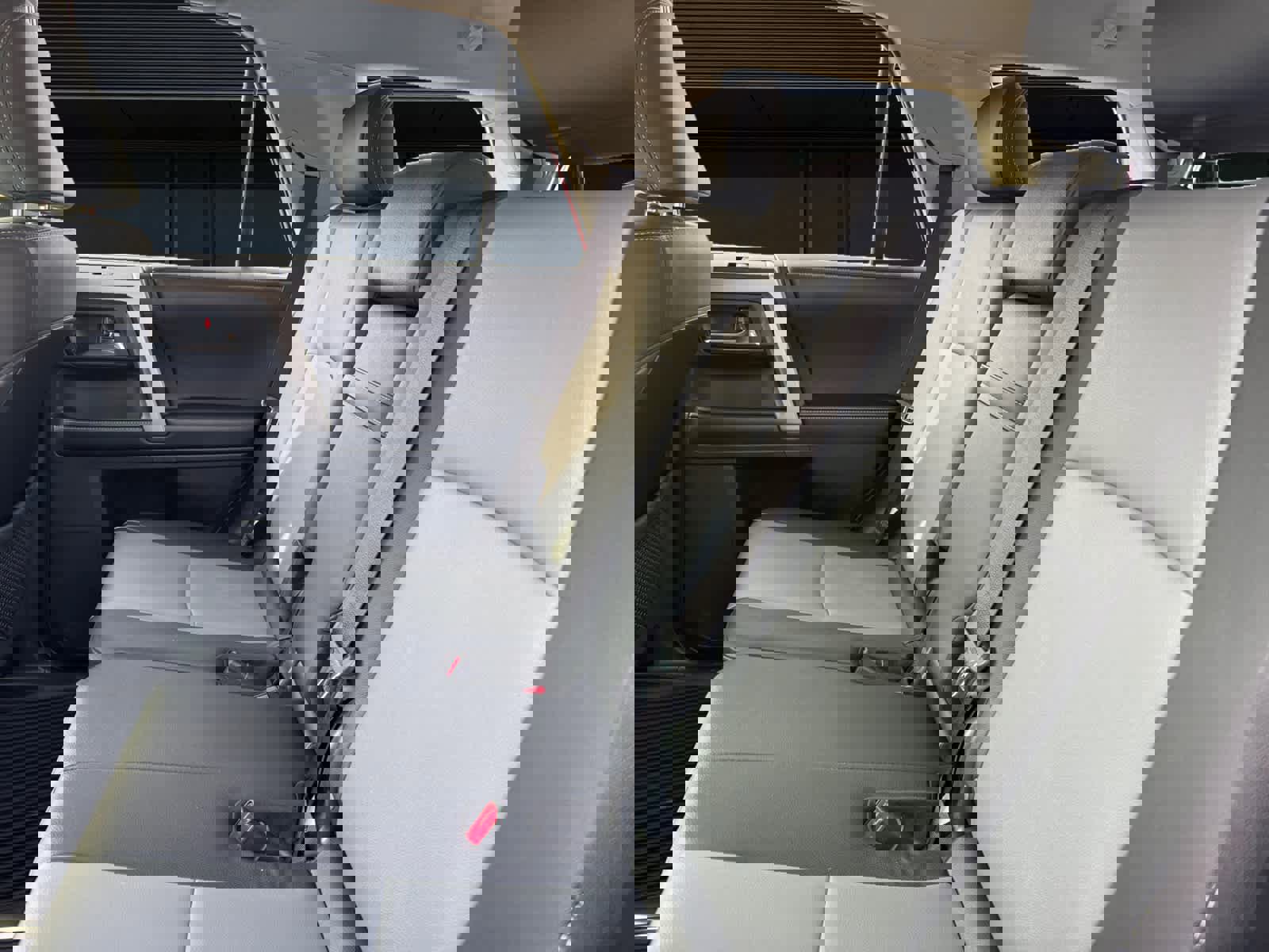 Used 2019 Toyota 4Runner SR5 Premium image 17