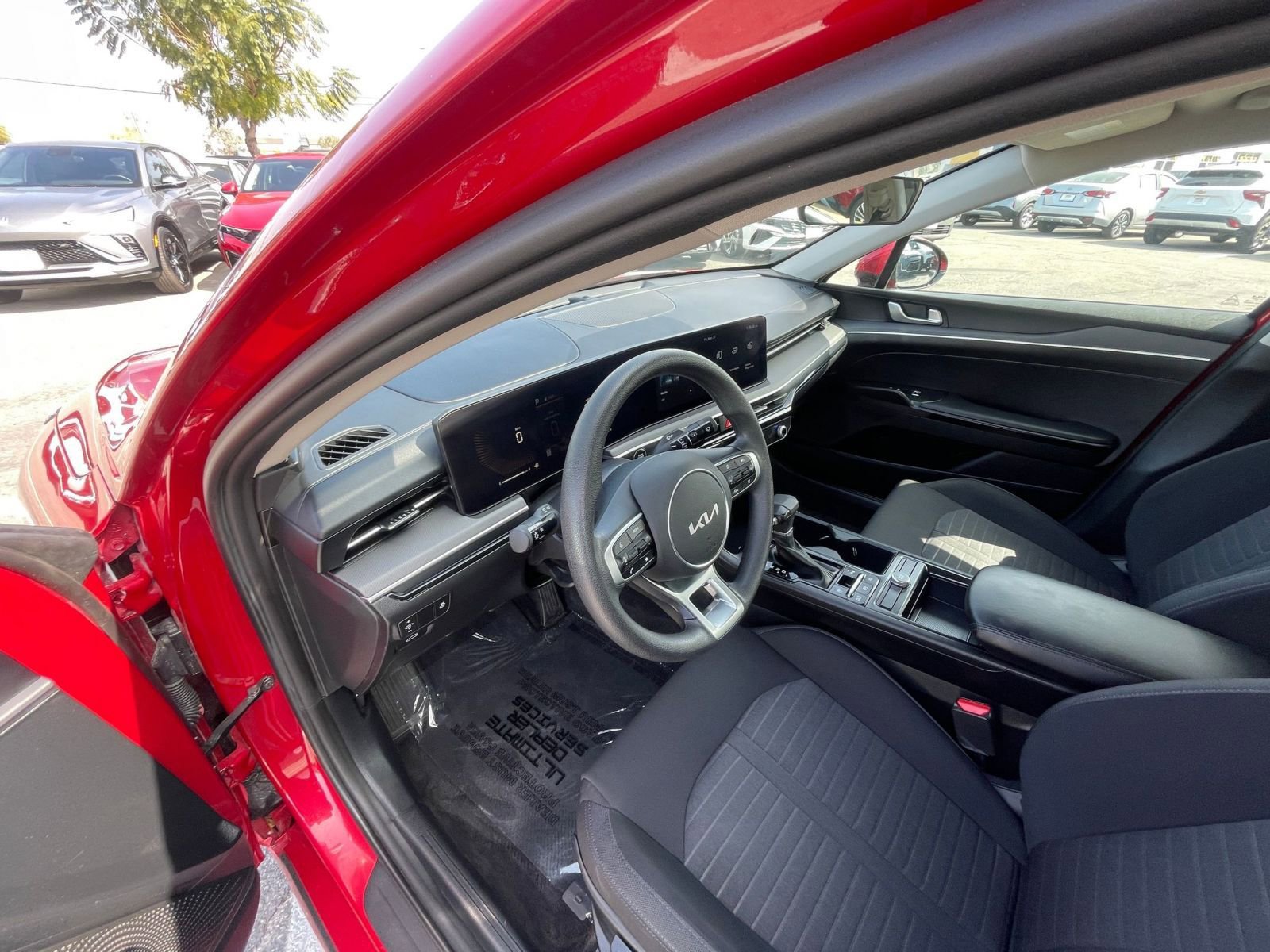 Used 2025 Kia K5 LXS FWD image 36