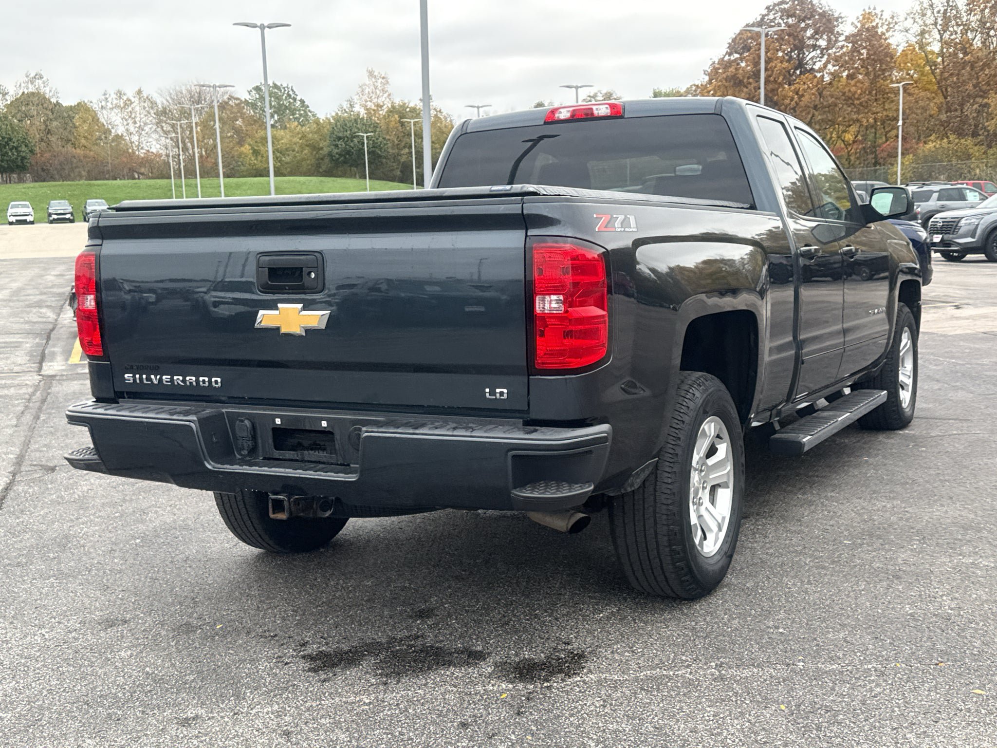 Certified 2019 Chevrolet Silverado 1500 LT w/ All Star Edition AWD/4WD image 17