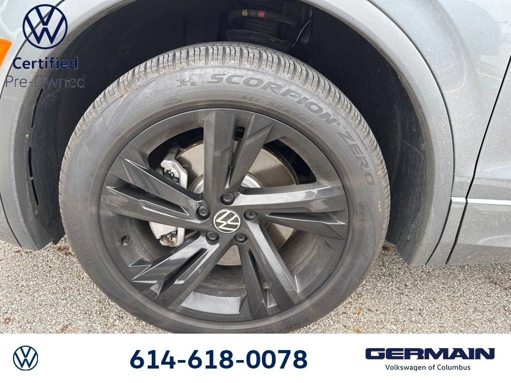 Certified 2024 Volkswagen Tiguan SE R-Line AWD/4WD image 11