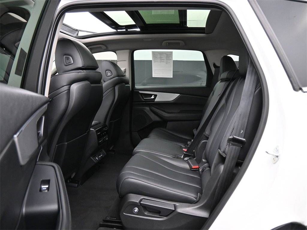 Used 2023 Acura MDX SH-AWD image 20