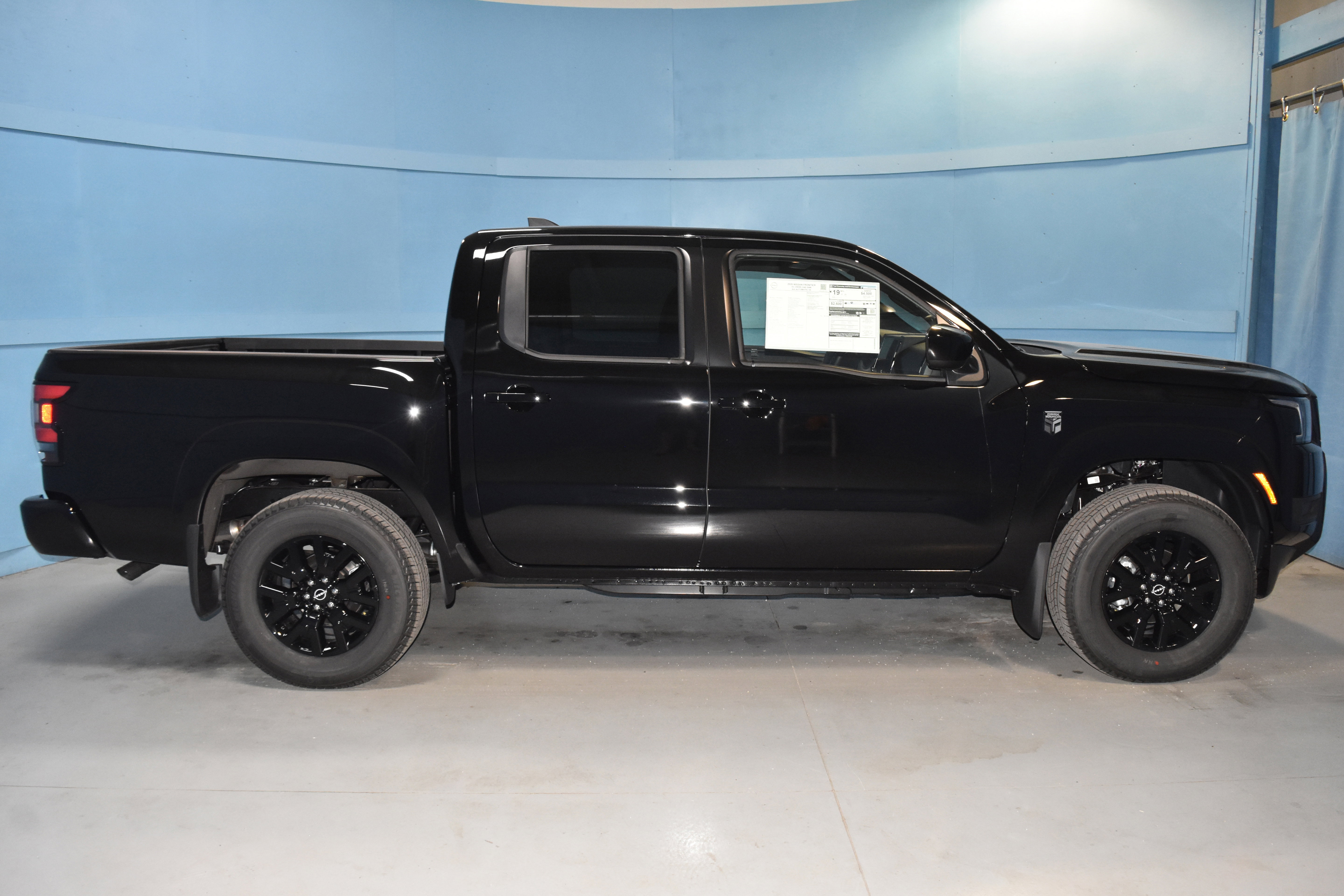 New 2026 Nissan Frontier SV w/ Tow Package image 22