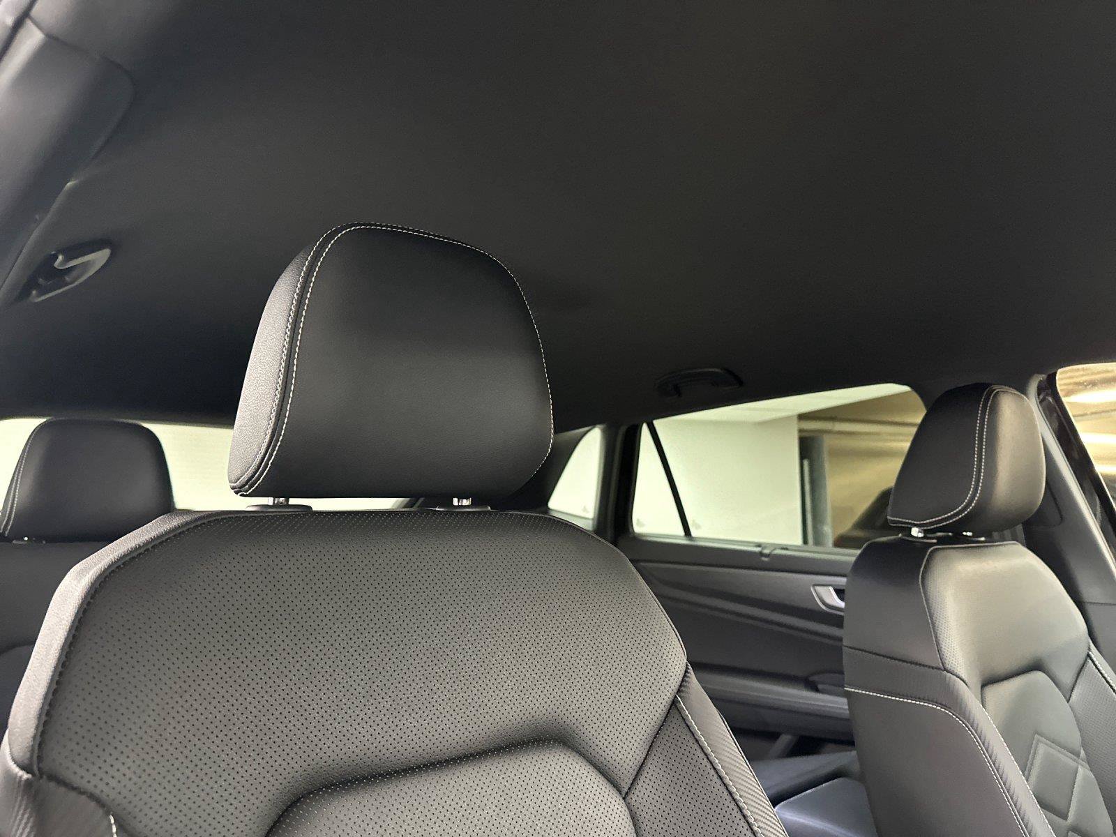 New 2026 Volkswagen Atlas Cross Sport SE AWD/4WD image 16