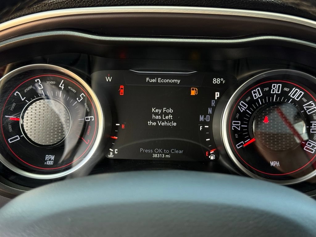 Used 2021 Dodge Challenger SXT RWD image 15
