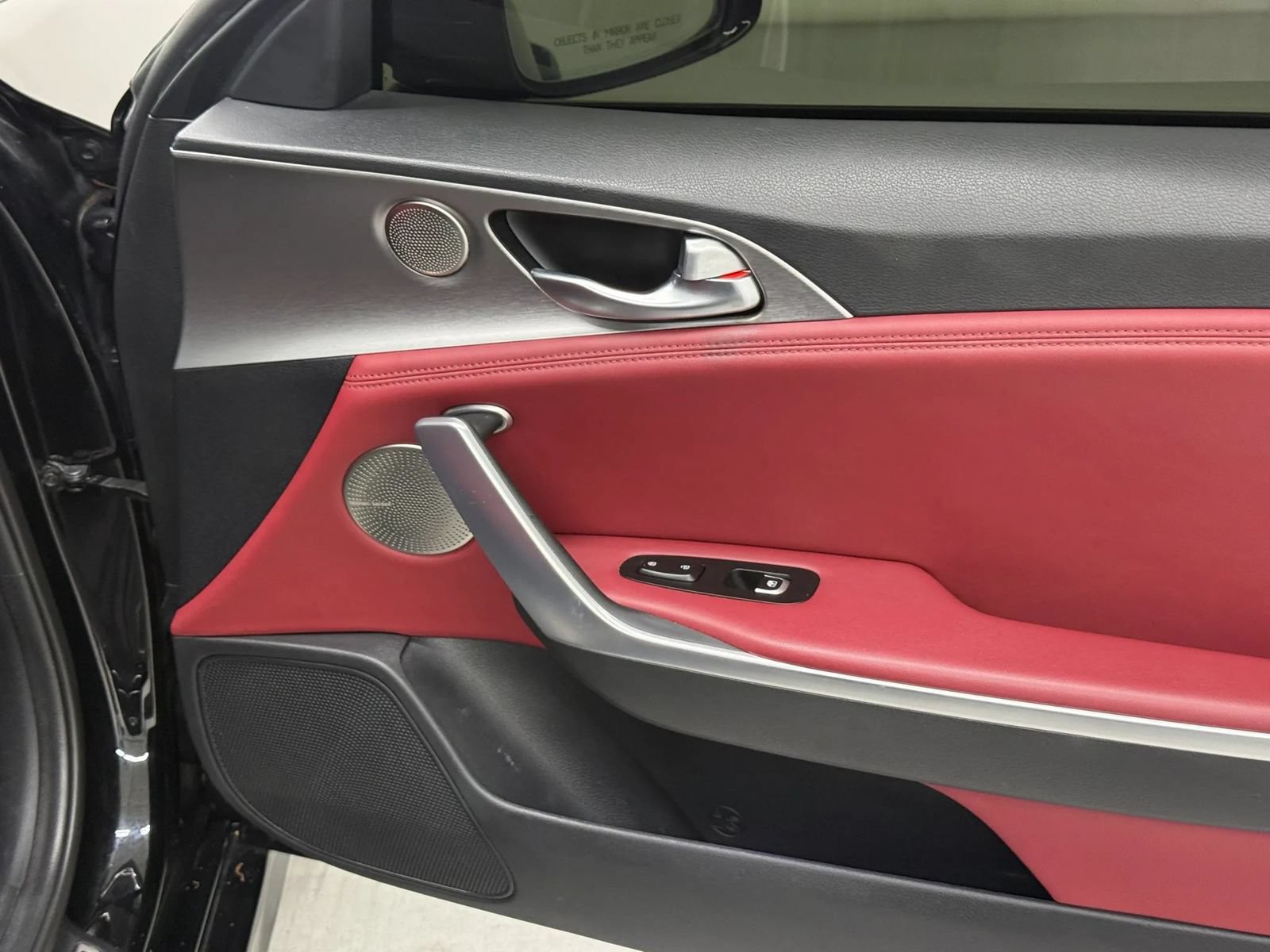 Used 2018 Kia Stinger GT2 AWD/4WD image 31