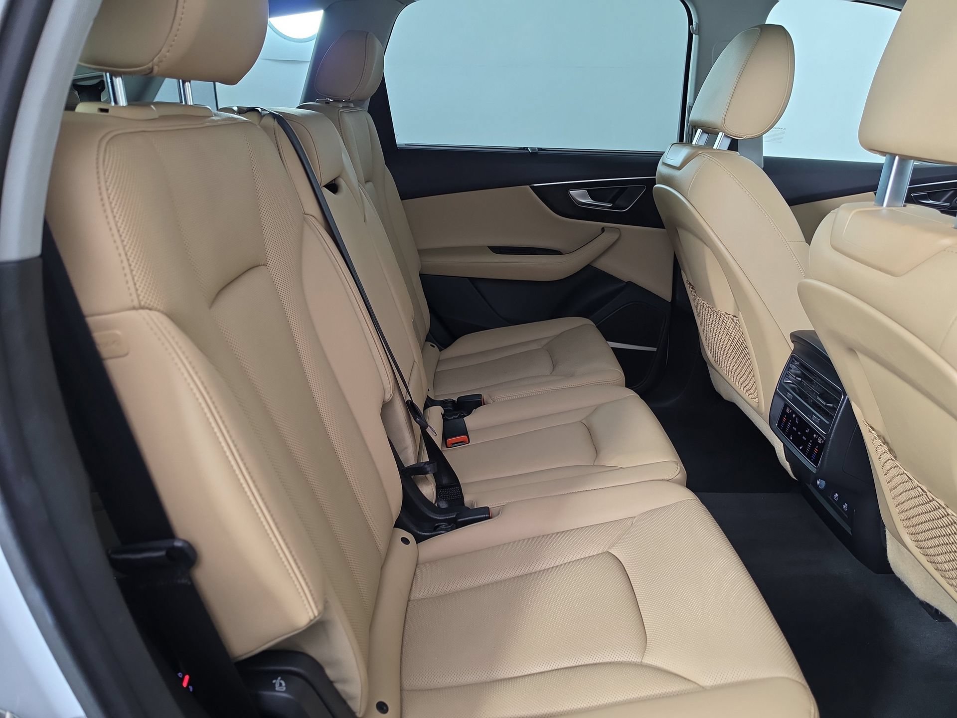 Used 2023 Audi Q7 2.0T Premium Plus w/ Premium Plus Package AWD/4WD image 43