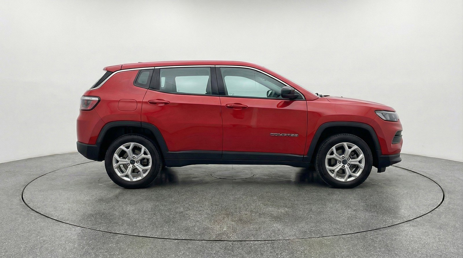 Used 2025 Jeep Compass Latitude image 11