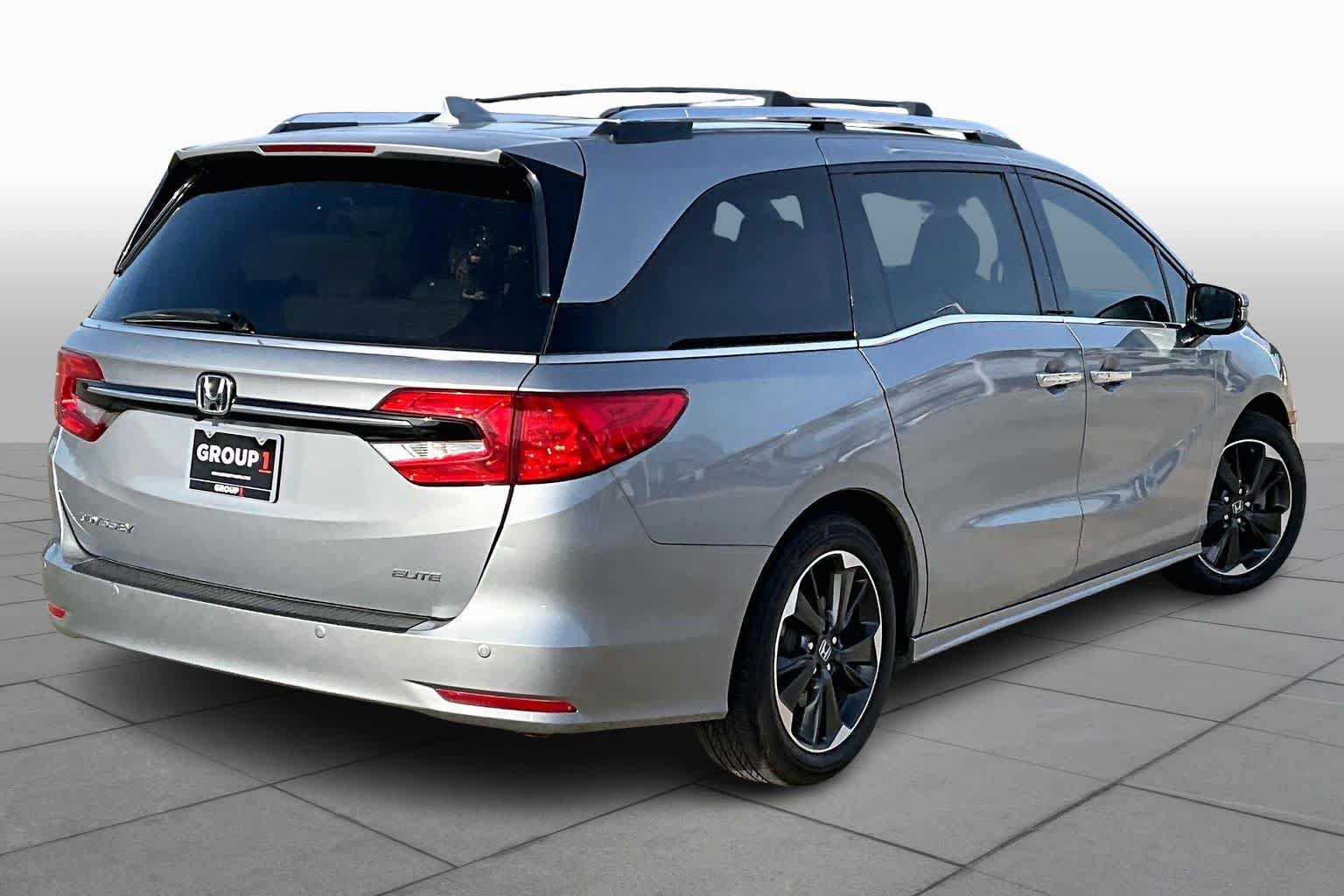 Certified 2024 Honda Odyssey Elite image 13