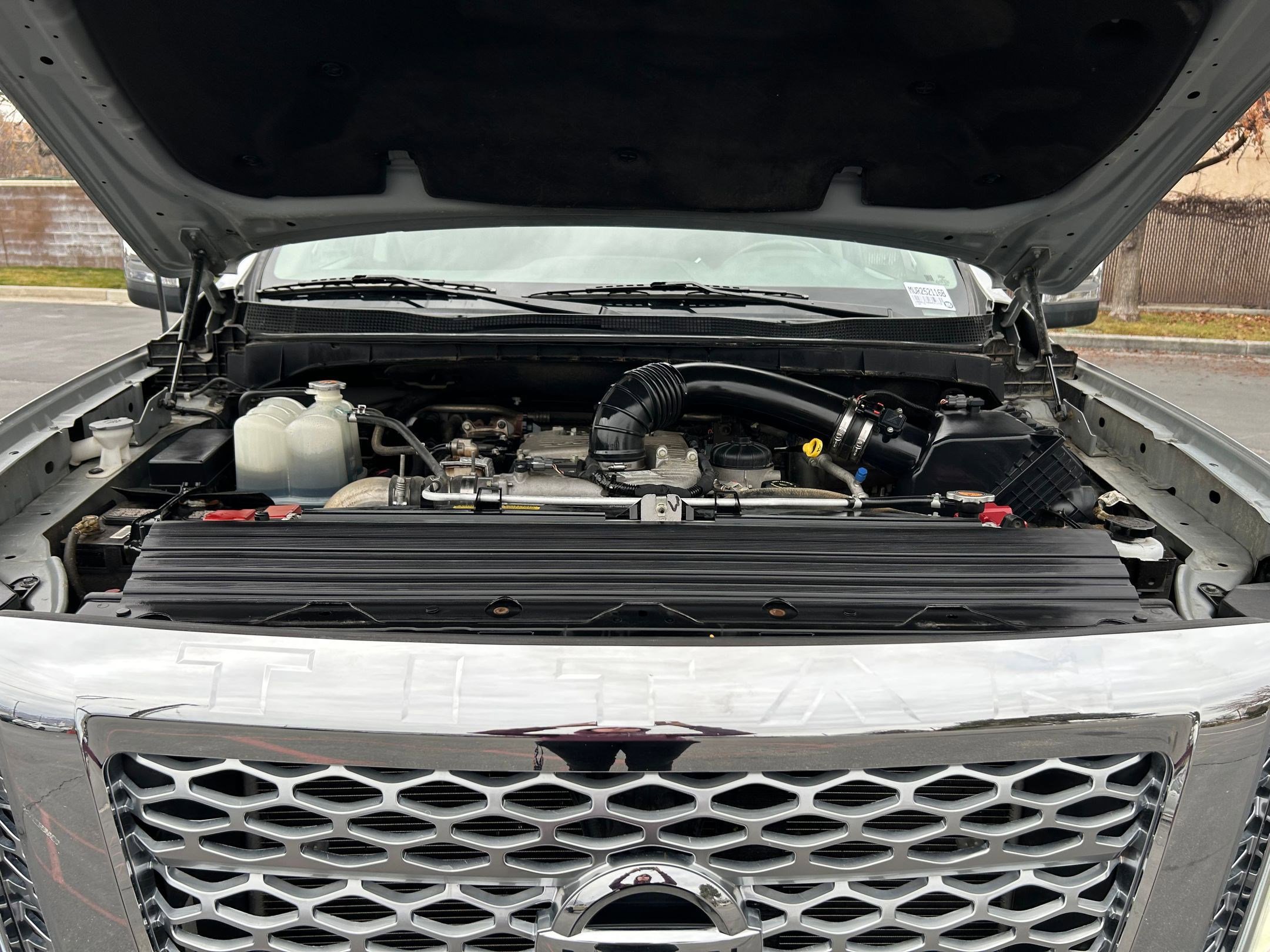 Used 2017 Nissan Titan SL image 30