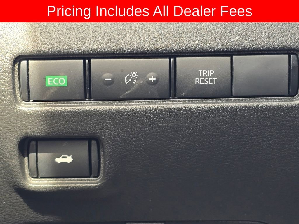 Used 2025 Nissan Sentra S FWD image 19