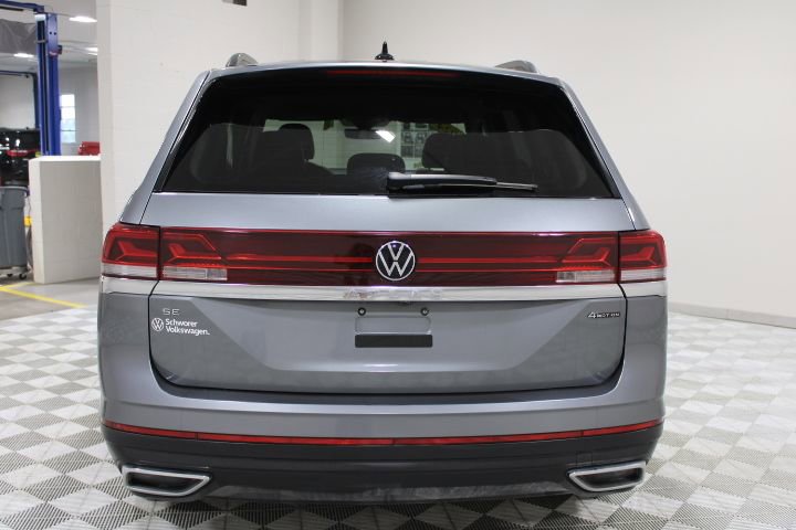 Used 2024 Volkswagen Atlas SE image 8