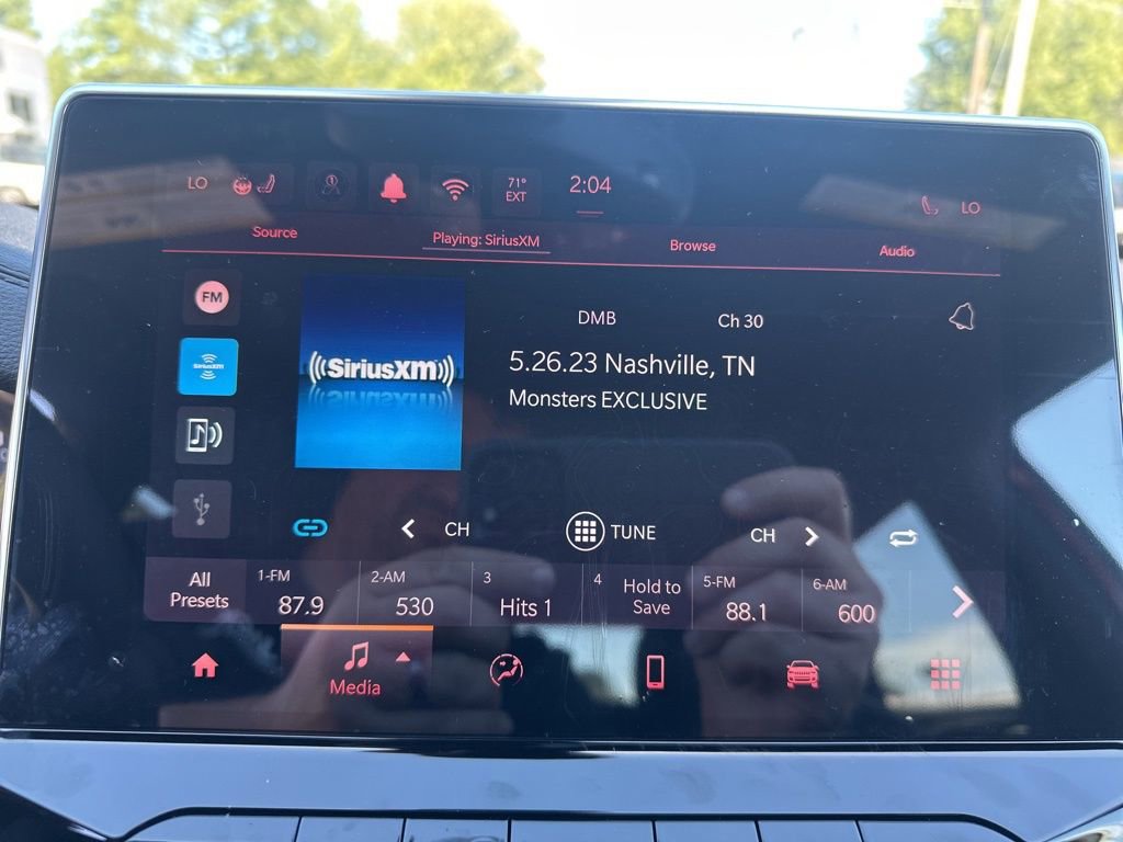 New 2025 Jeep Compass Latitude w/ Sun & Sound Group image 19