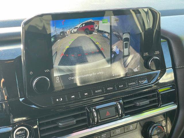 Certified 2023 Nissan Pathfinder SL w/ Lighting Package (N92) image 21