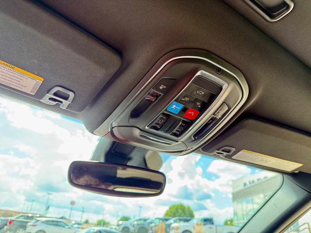 Used 2023 Jeep Grand Cherokee Altitude image 30