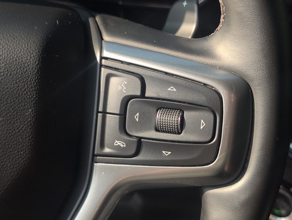 Used 2025 Chevrolet Silverado 1500 LT Trail Boss w/ LT Trail Boss Premium Package AWD/4WD image 30