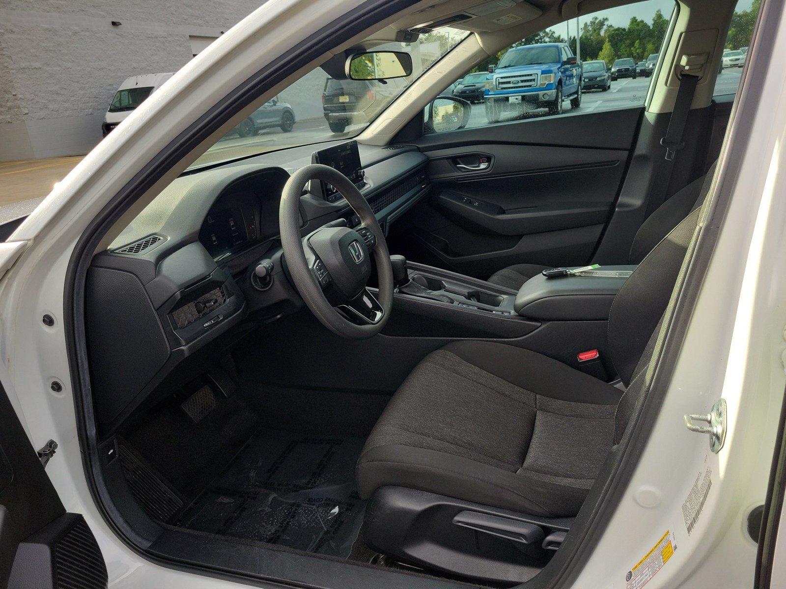 Used 2024 Honda Accord LX image 15