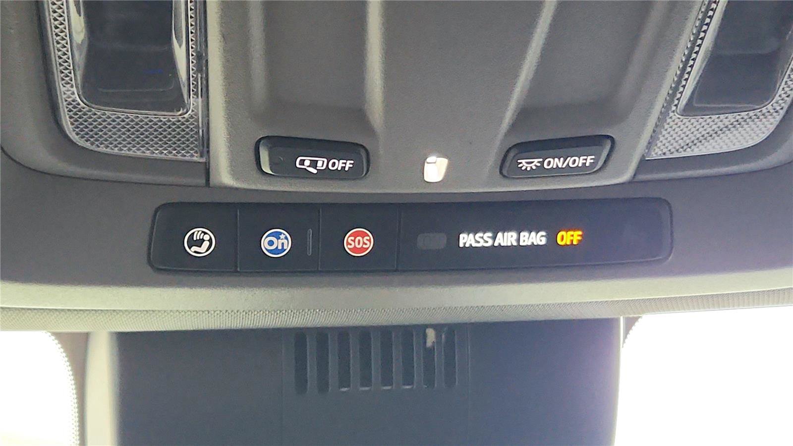 Used 2023 Chevrolet Silverado 1500 LT image 36