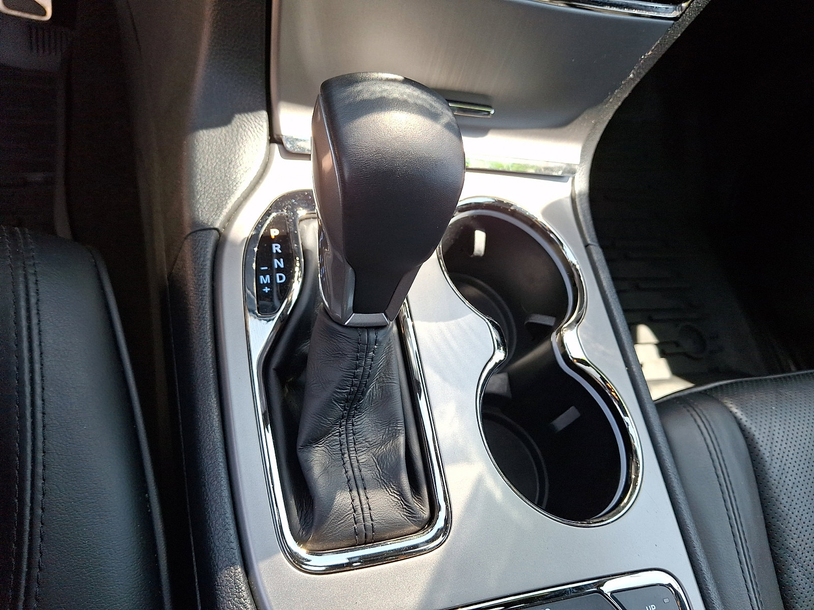 Used 2021 Jeep Grand Cherokee High Altitude AWD/4WD image 23