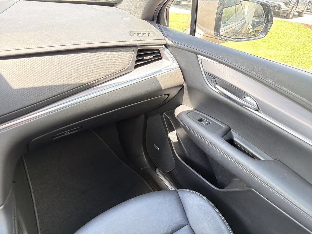 Certified 2023 Cadillac XT5 Luxury FWD image 20