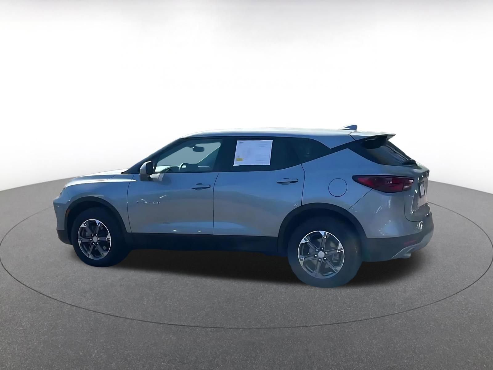 Used 2025 Chevrolet Blazer LT image 10