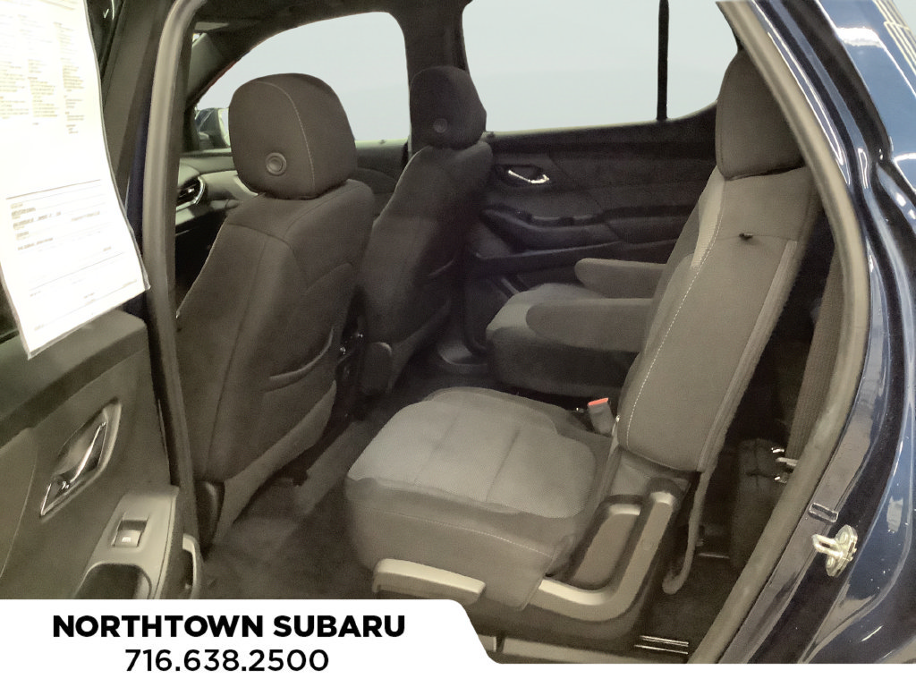 Used 2022 Chevrolet Traverse LT AWD/4WD image 16