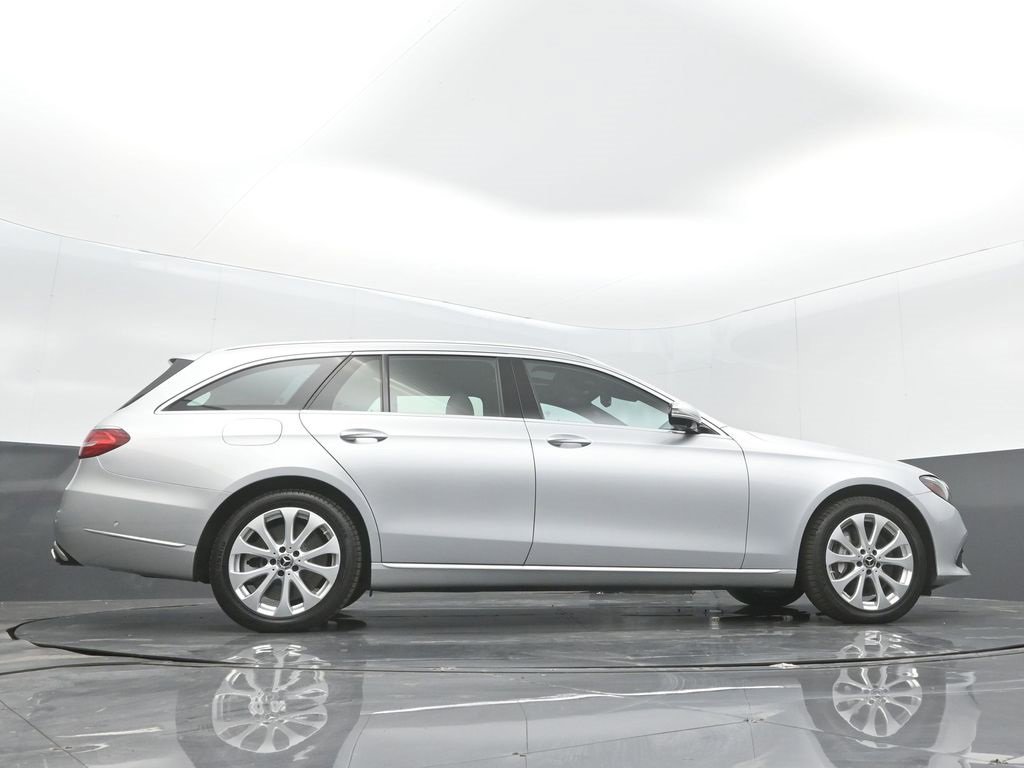 Used 2020 Mercedes-Benz E 450 4MATIC Wagon w/ Premium Package image 40