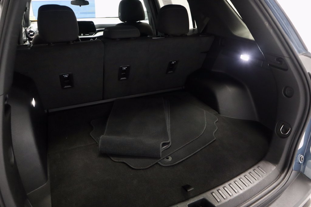 Used 2025 Chevrolet Equinox LT AWD/4WD image 16