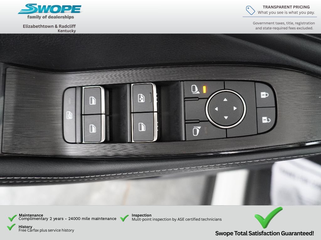 Used 2025 Nissan Rogue SL w/ Tech Package FWD image 15