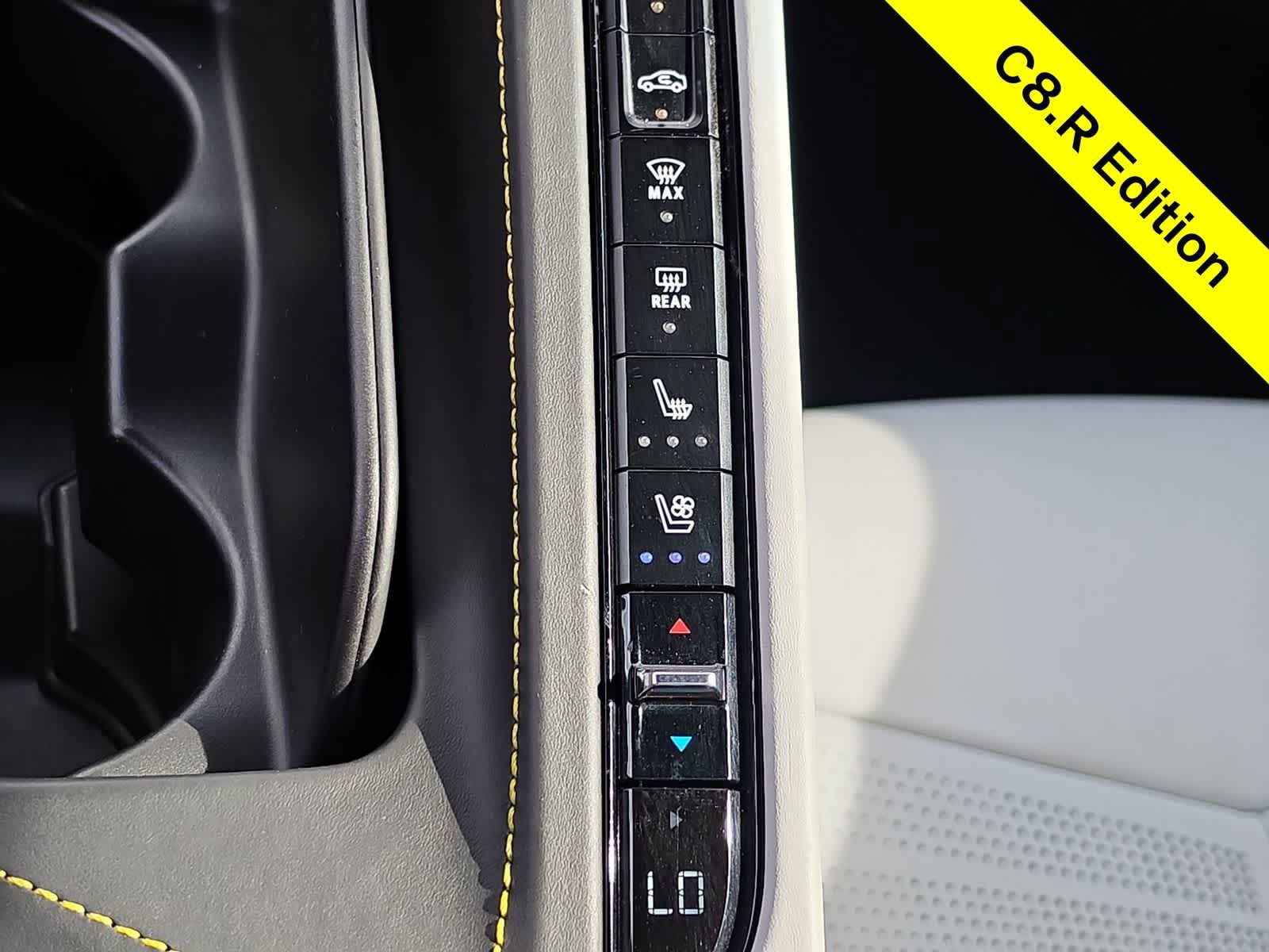 Used 2022 Chevrolet Corvette Stingray Premium Conv RWD image 29