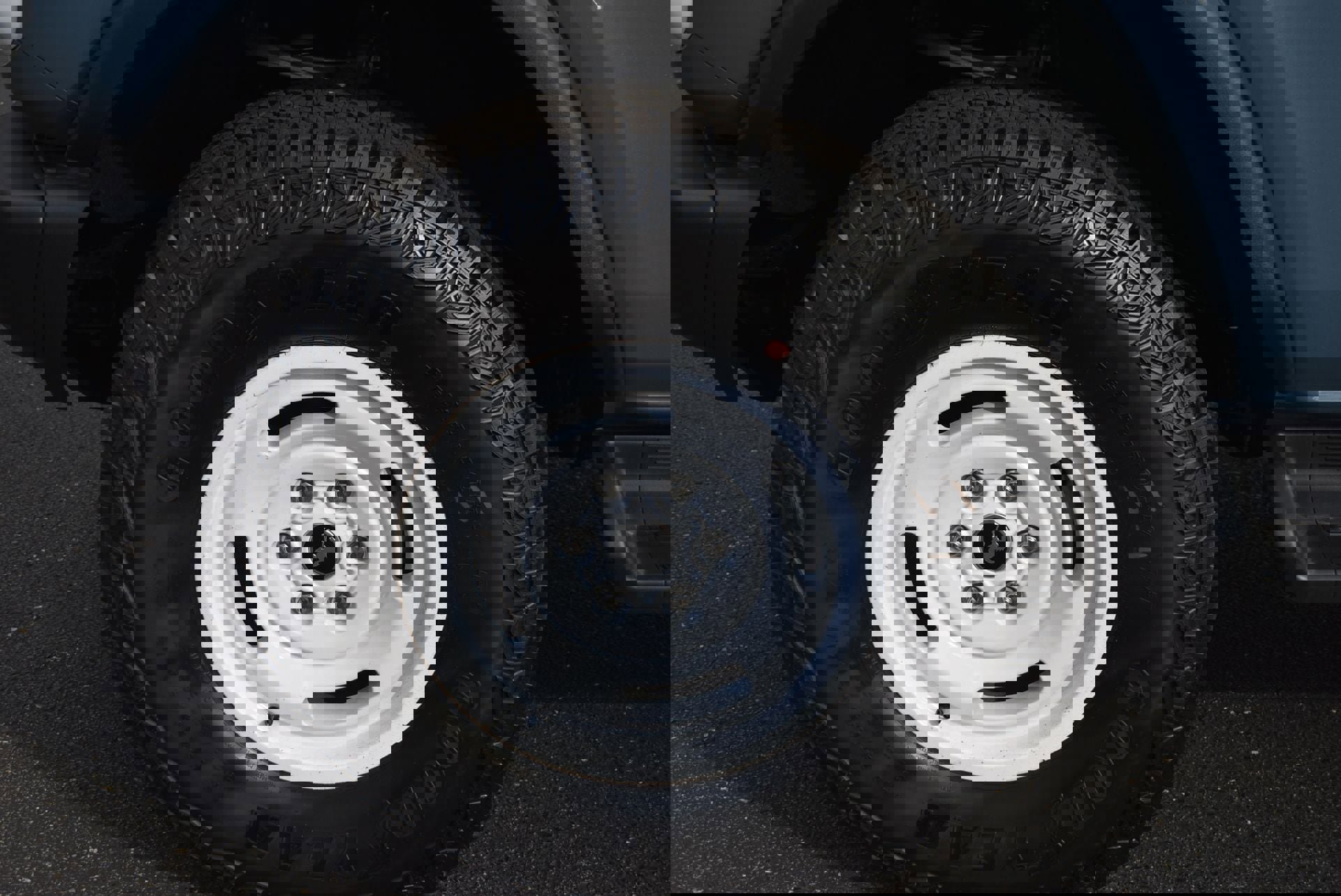 New 2025 Ford Bronco Heritage Edition image 11